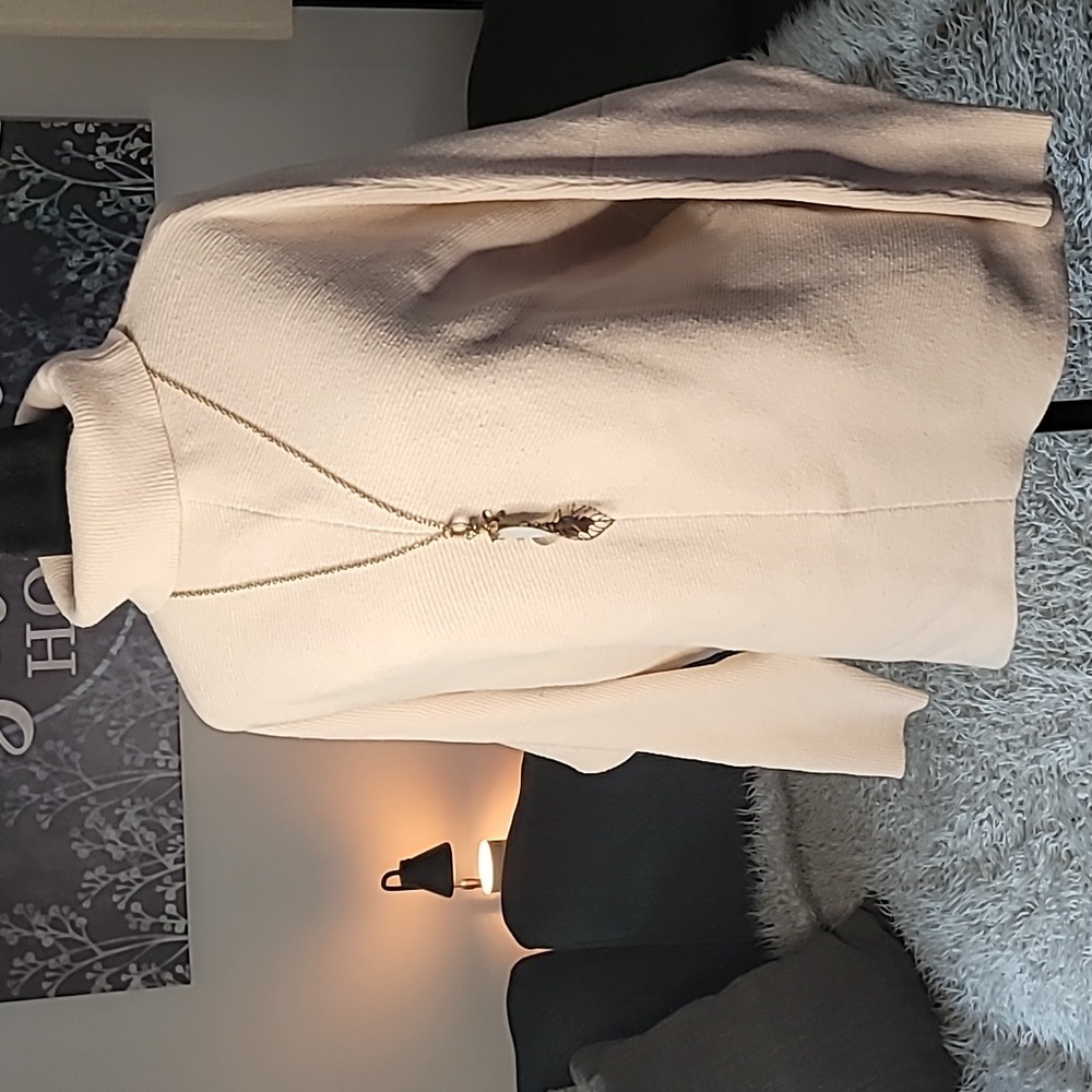 Elegant Cream Turtleneck Sweater